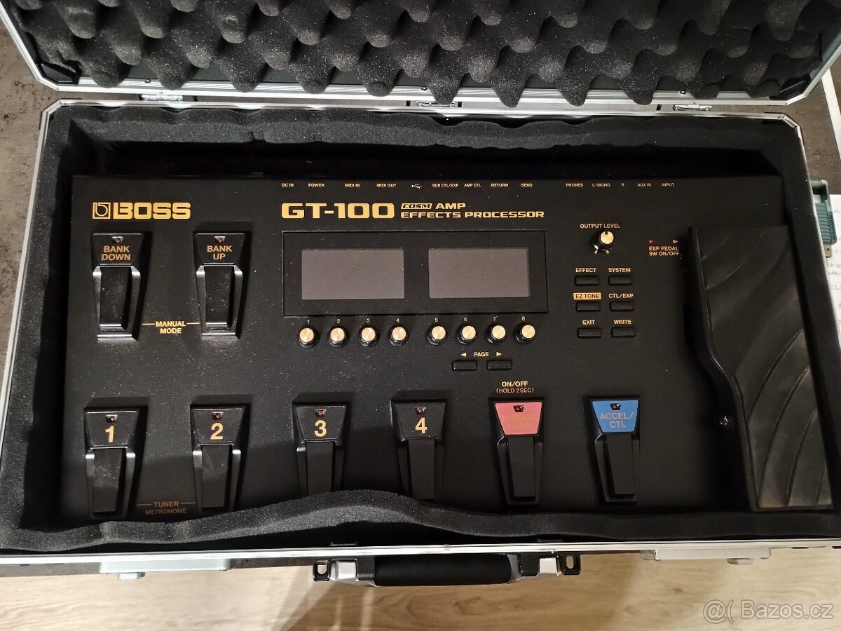 Prodám kytarový set Fender - 8