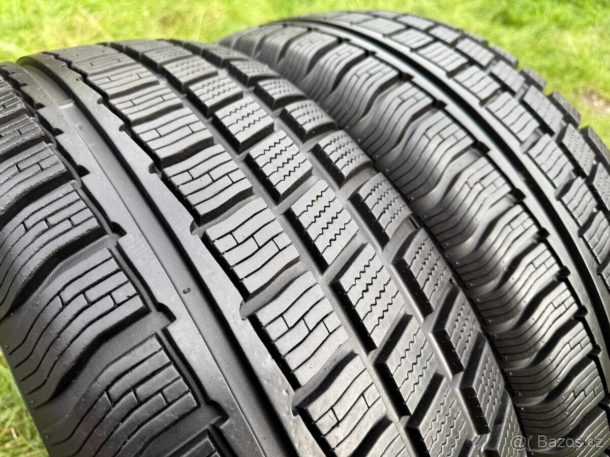 2x Zimní pneu Cooper Discoverer M+S - 235/60 R18 XL - 95% - 8