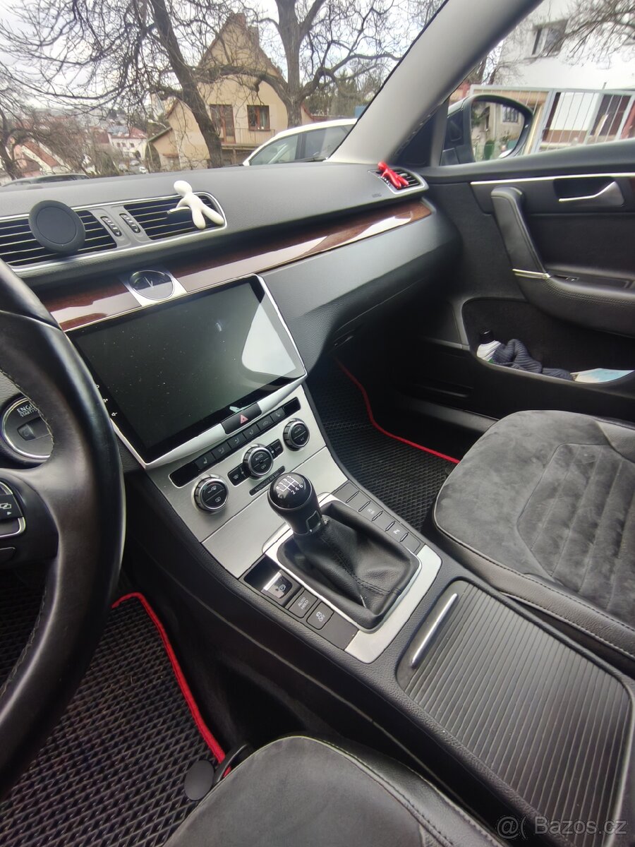 Volkswagen Passat B7 - 8