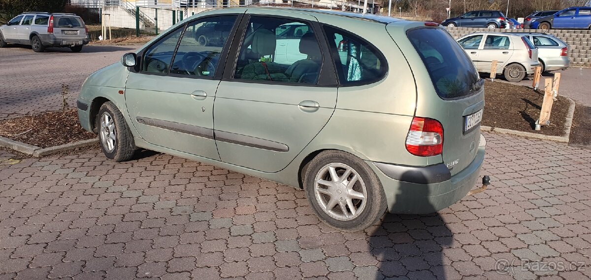 Renault scenic 1,6.LPG /79kw - 8