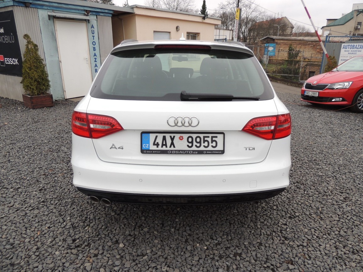Audi A4 Combi 2.0TDi,110kw,DSG,S-Line,2015,ČR,-21%DPH - 8
