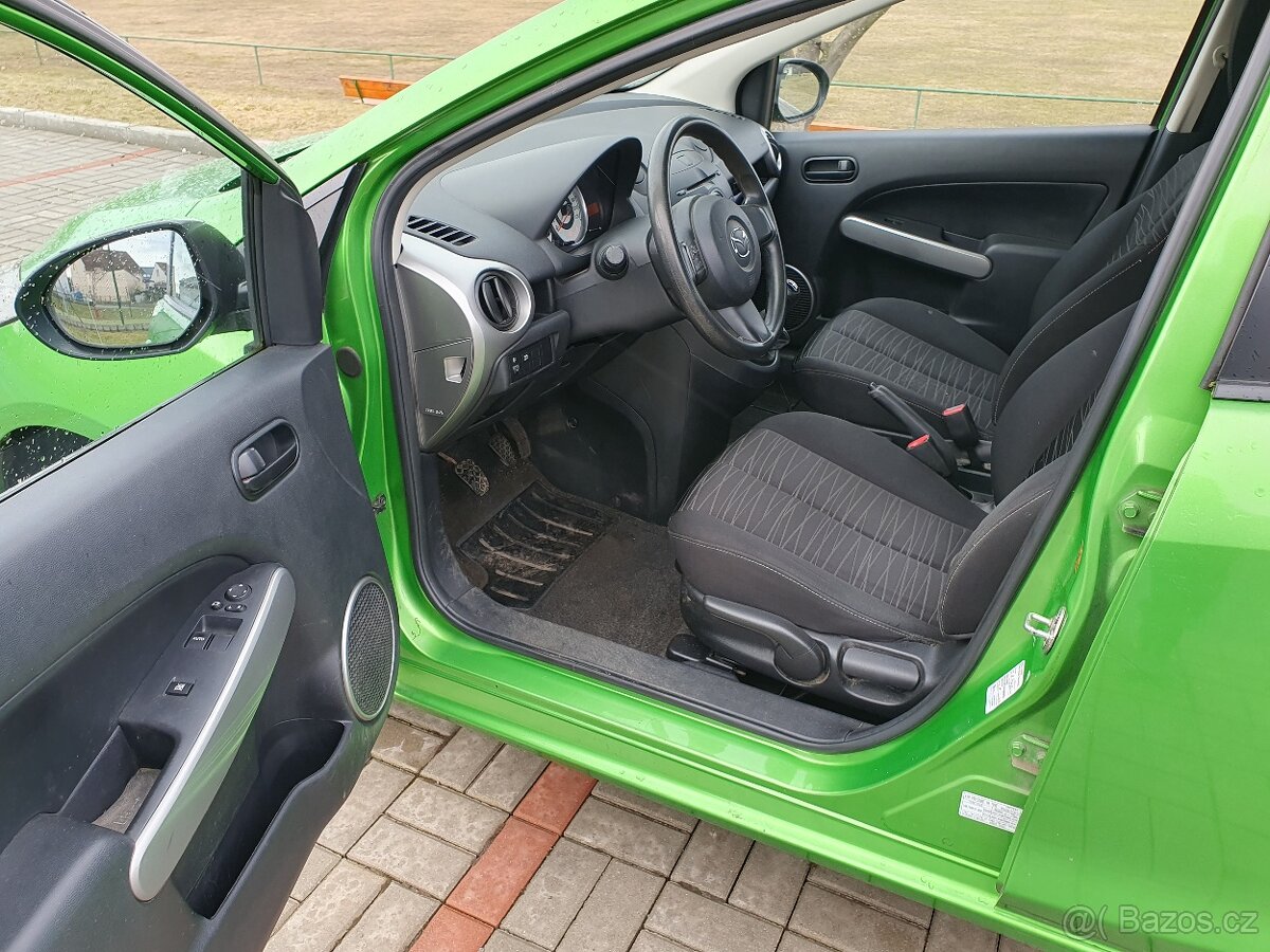 Mazda 2. 1.3i nová stk - 8