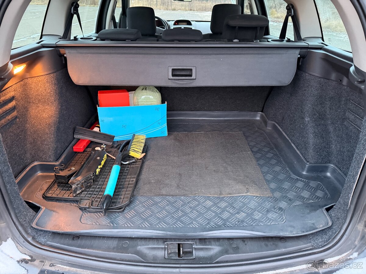 Prodám Renault Megane 1.6 benzín - 8