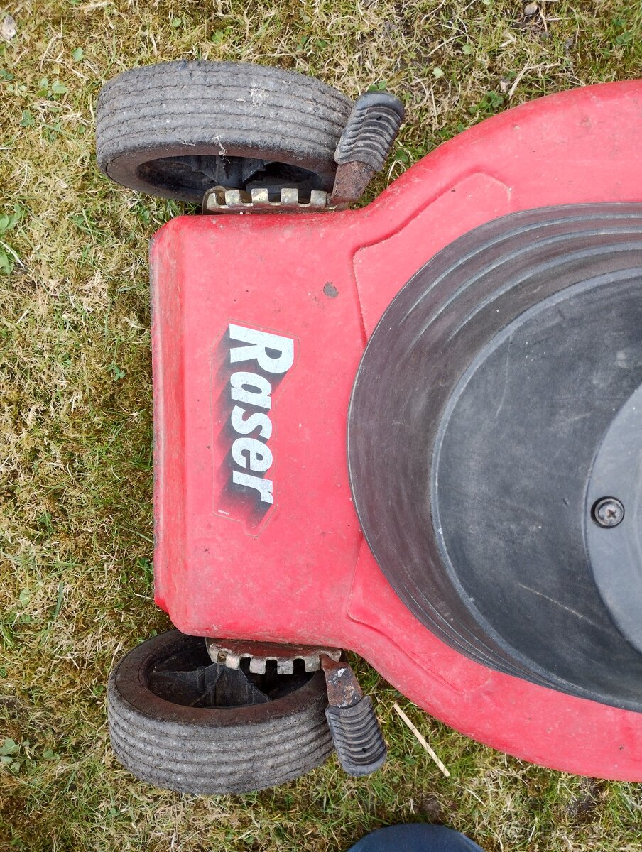 Sekačka elektrická - 8