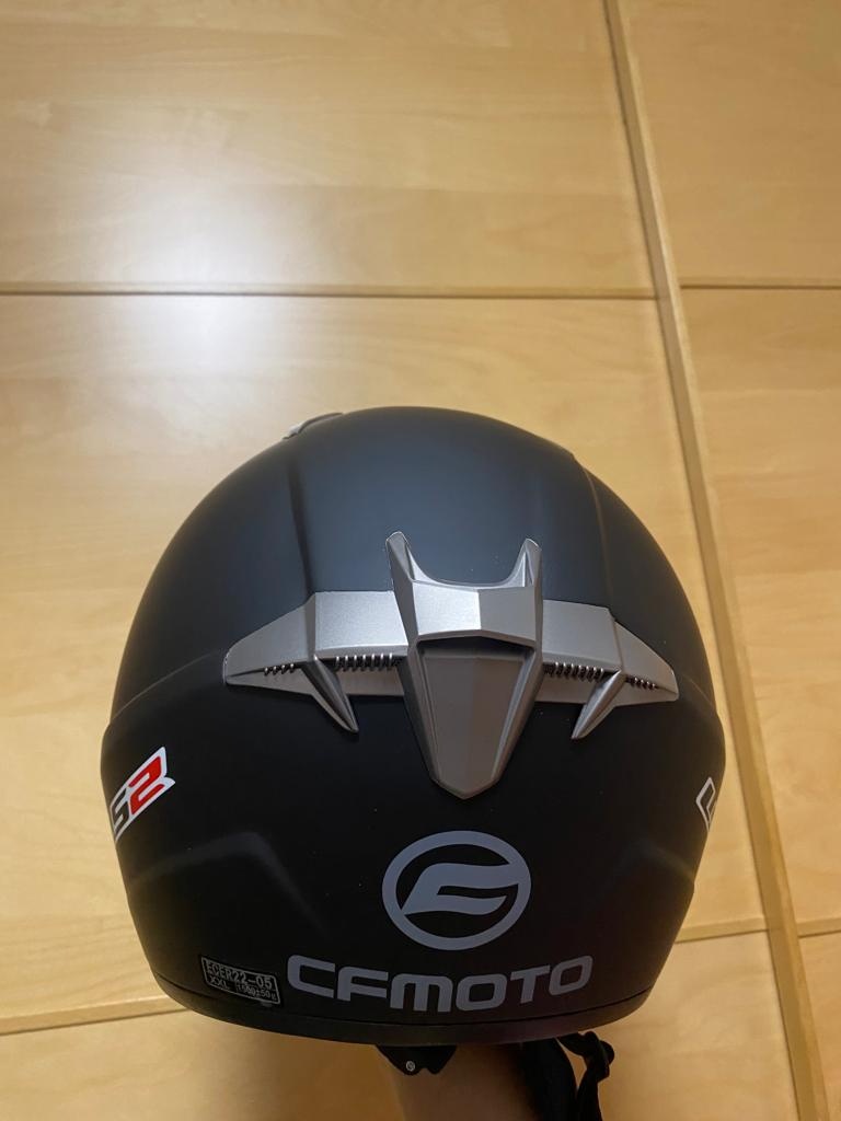 Helma nepoužitá bílá, černá - 8