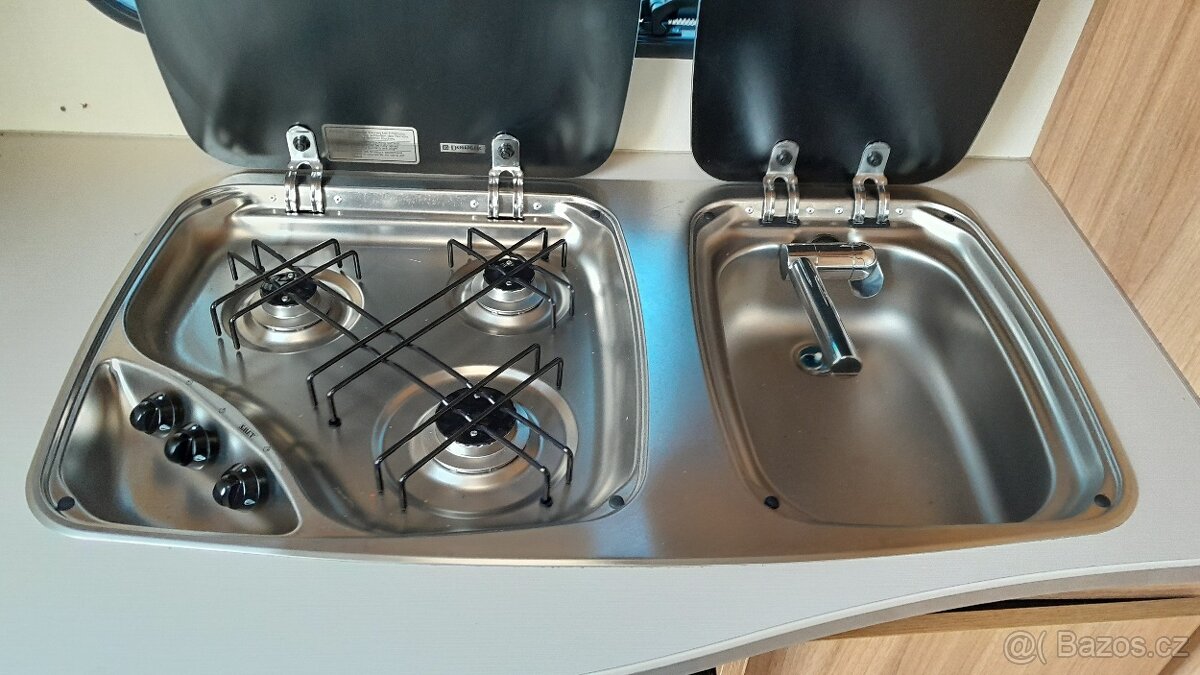 OBYTNÝ PŘÍVĚS -TRIGANO RUBIS 400- registrace 10/2015 - 8