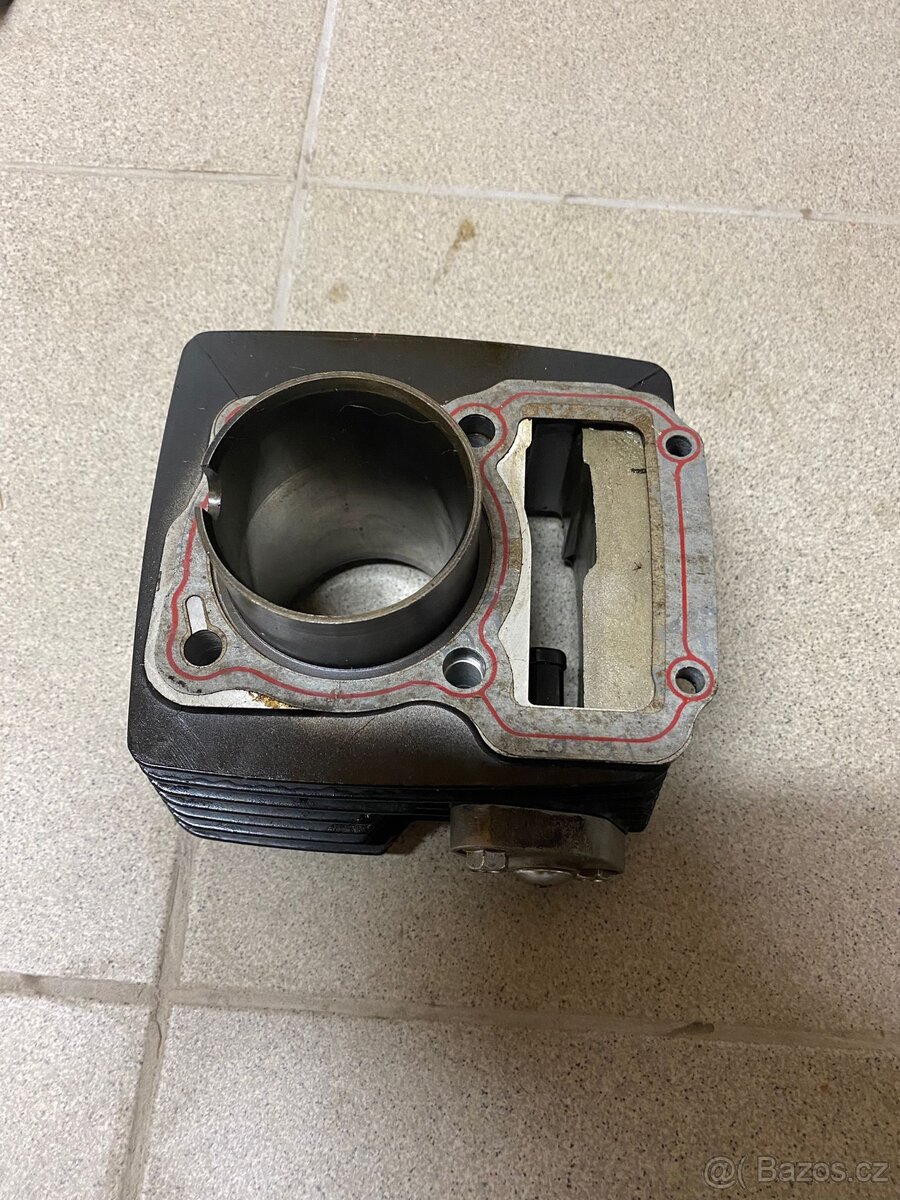 Motor na motorku Romet Division 125ccm - 8