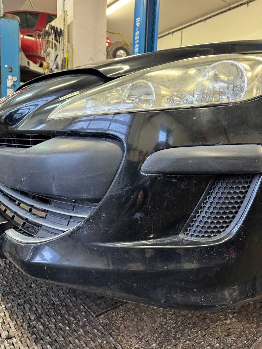 Peugeot 308, předek kód barvy KTV - 8