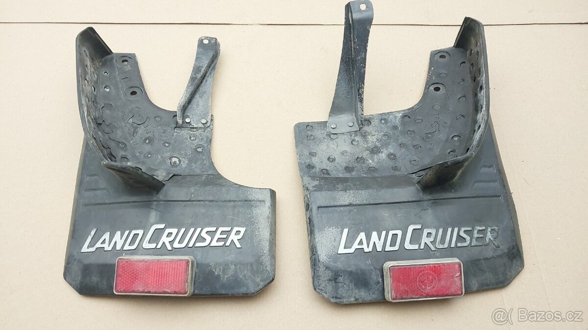 Toyota Land Cruiser 73 – Zástěrky - 8