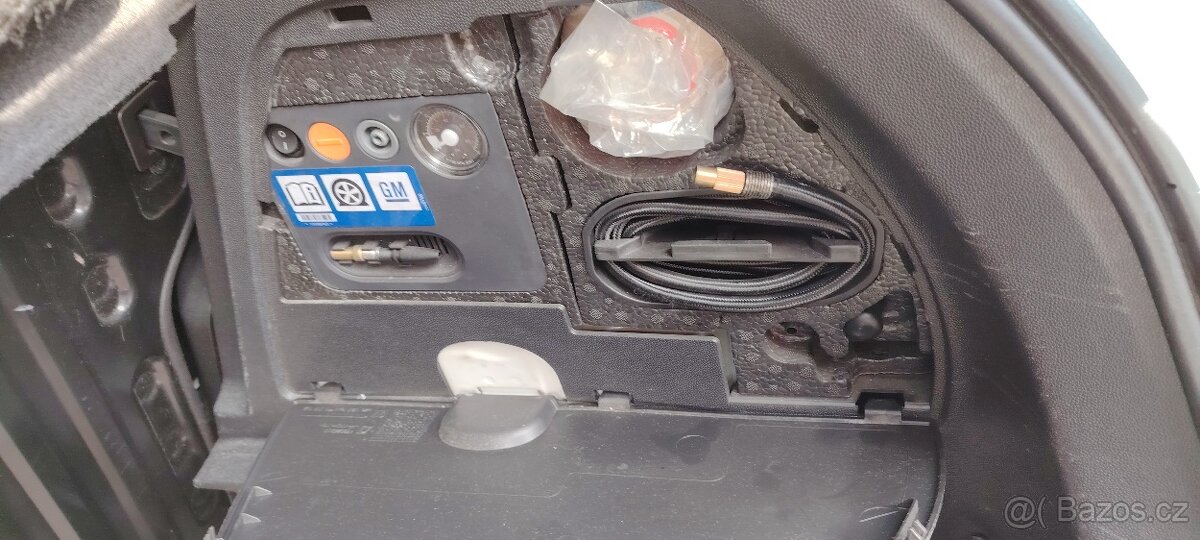 Opel Corsa e 1,4i LPG - 8