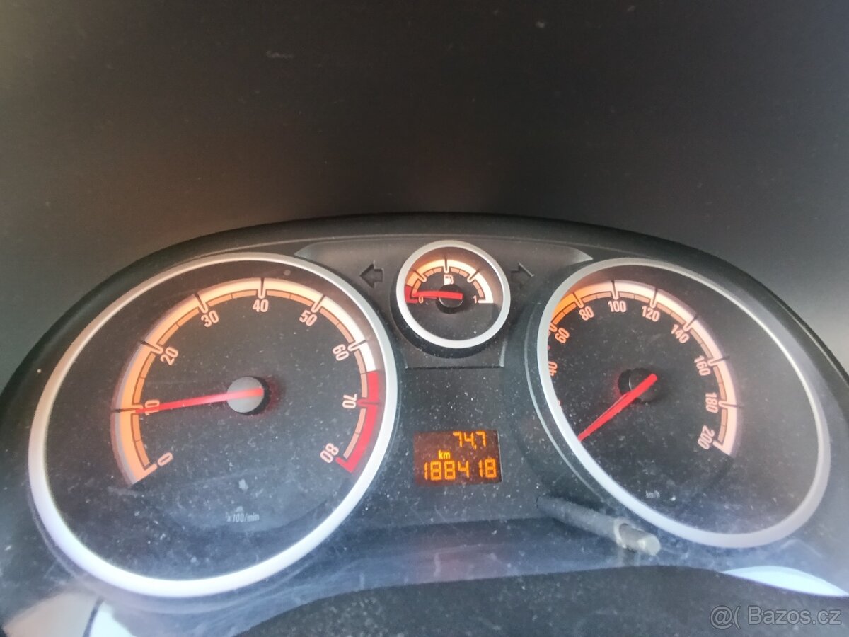 Opel Corsa D 2008 LPG - 8