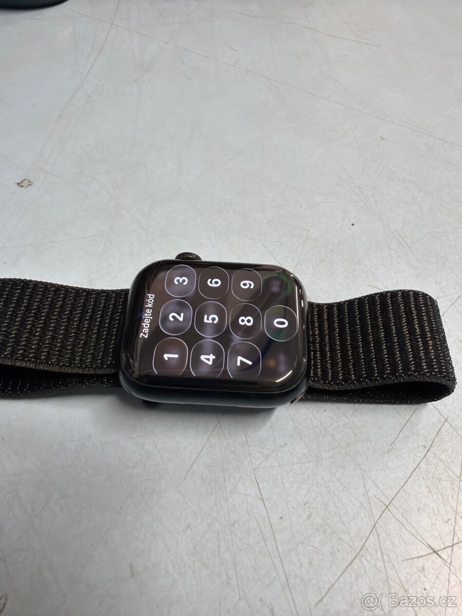 Apple Watch - 9 (45mm) Cellular - 8