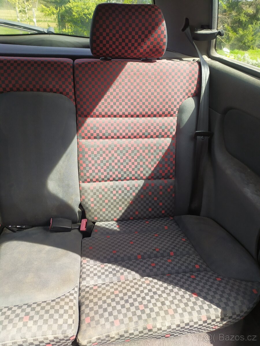 Audi A3 1.6i 3.dverove dily interiéru - 8