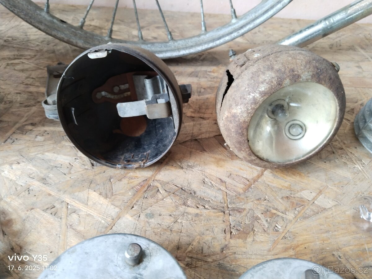 Stadion S11 a S22, Jawetta 551 - 8