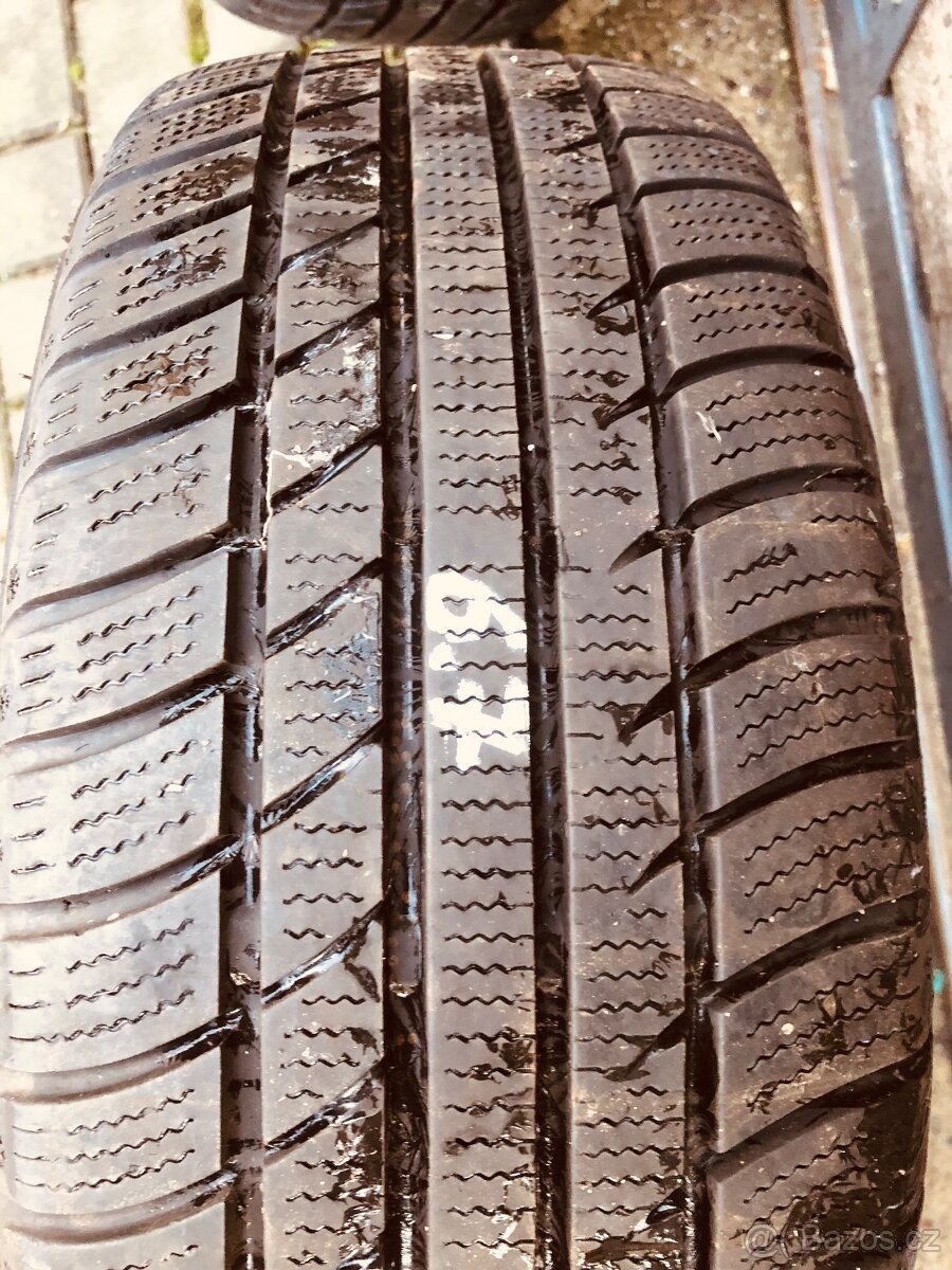 14 " plechový disk 4x100 6Jx14H2 ET43, zimní pneu 185/55/14 - 8
