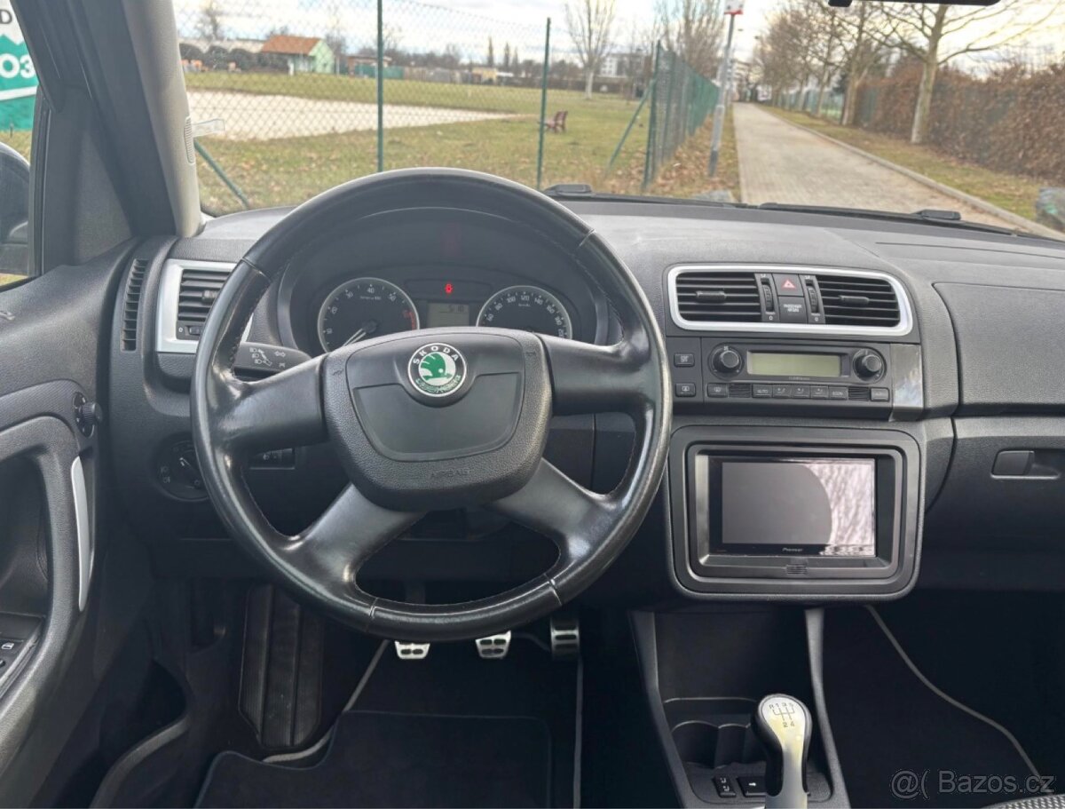 ŠKODA ROOMSTER 1.6 77 KW SCOUT - 8