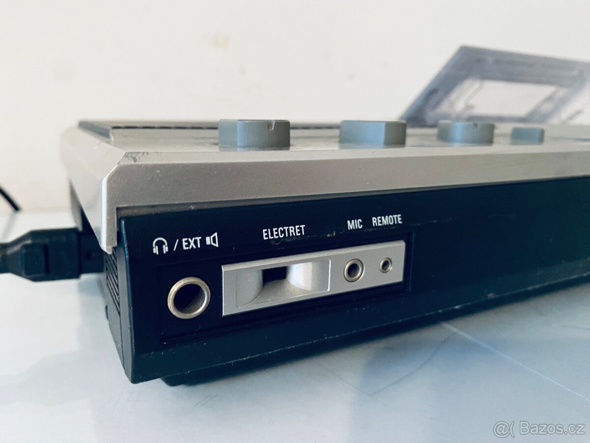 Kazetový magnetofon Philips D6410, rok 1983 - 8