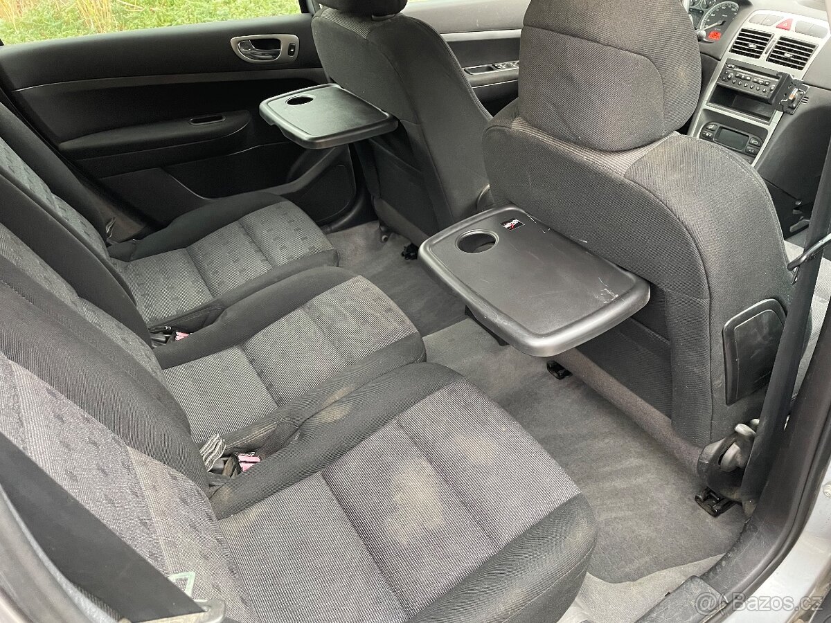 Peugeot 307 SW 2.0 HDi 2003, tažné, panorama, 7 místné,zimní - 8