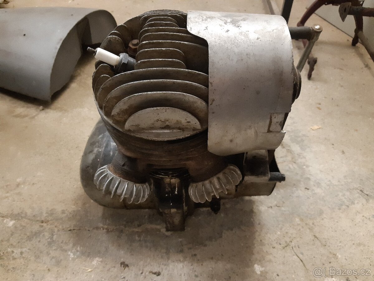 ČZ 175/501 SKÚTR PRASE - 8