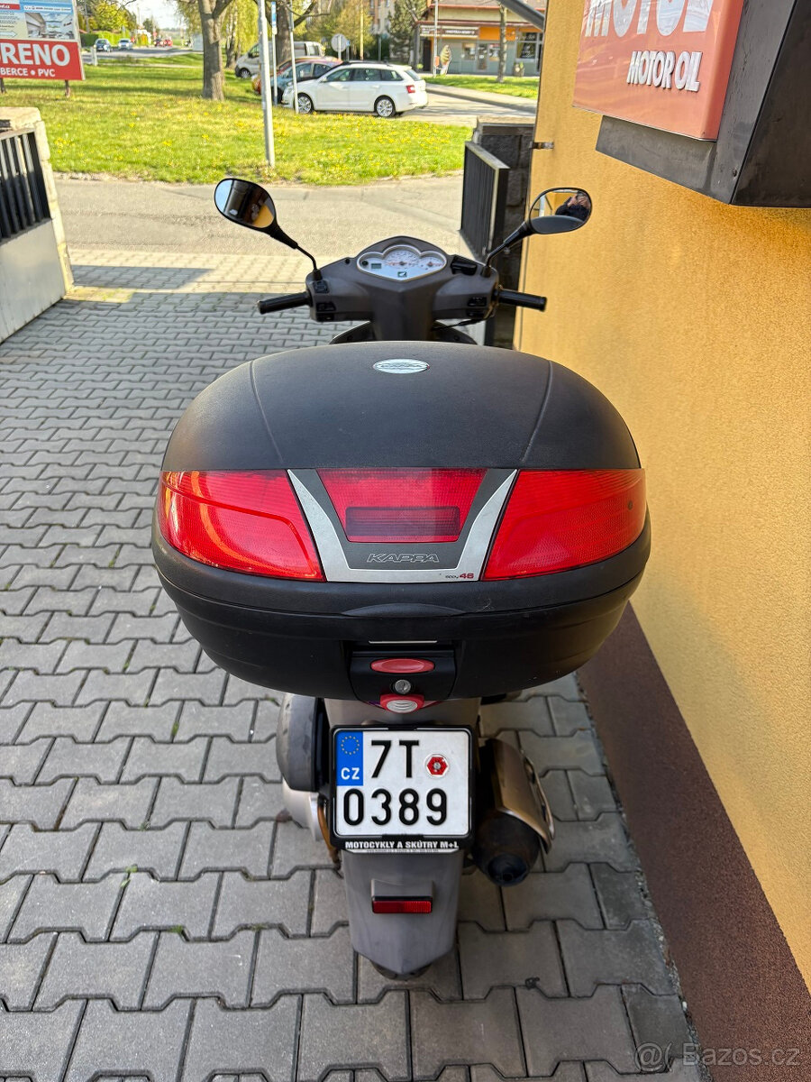 Honda Dylan 150 - 8