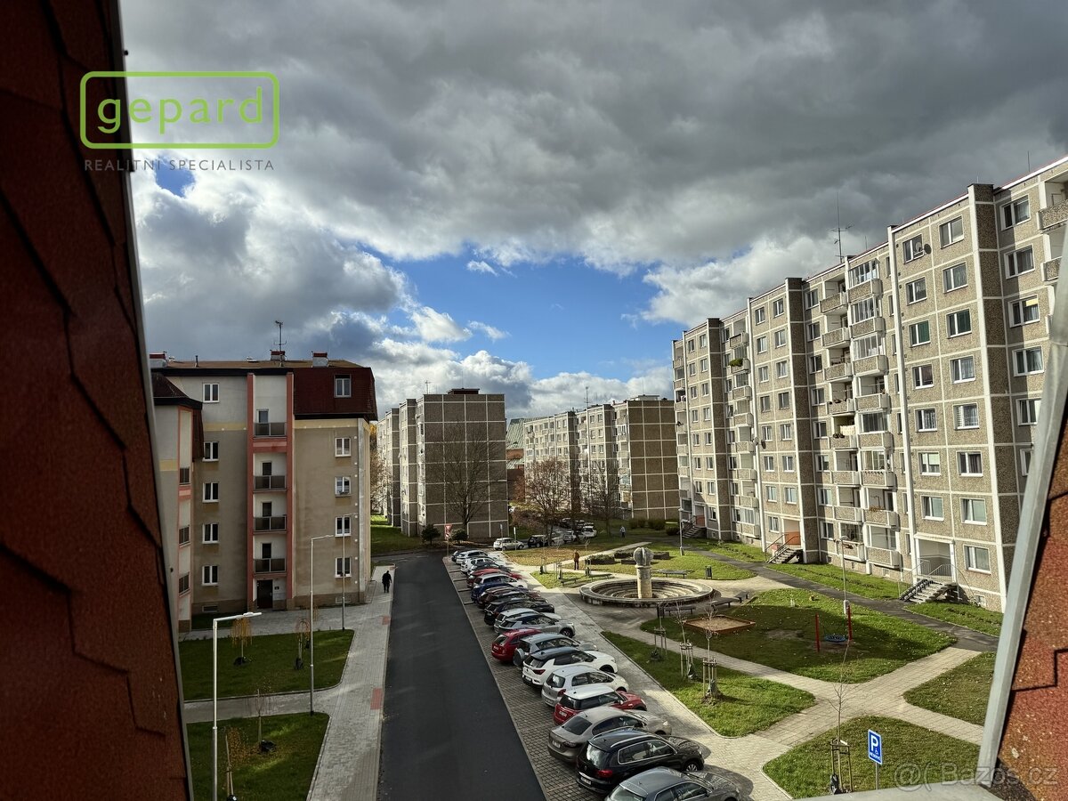 Pronájem moderního bytu 2+kk v centru Sokolova - 8