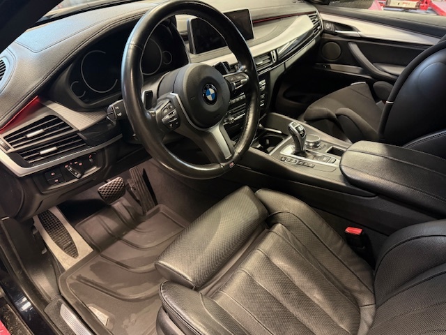 X6 xDrive30d F16, rok 2018 - 8