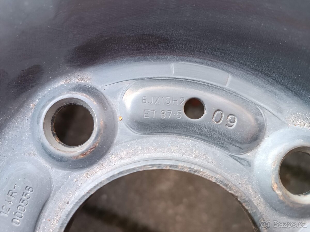 466. Zimní sada Ford 195/65 R15 - 8