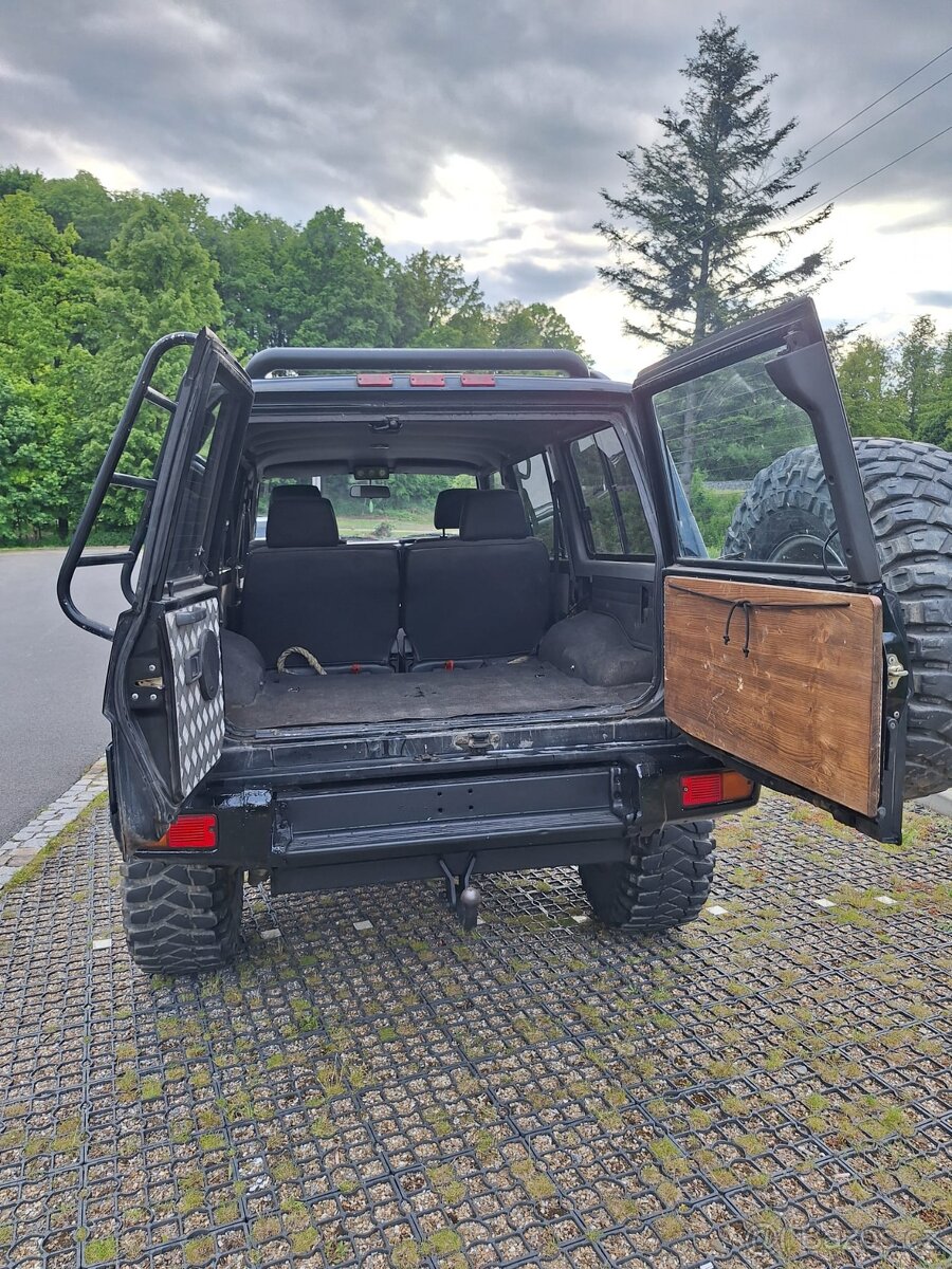 Nissan Patrol GR Y60 2.8 GR - 8