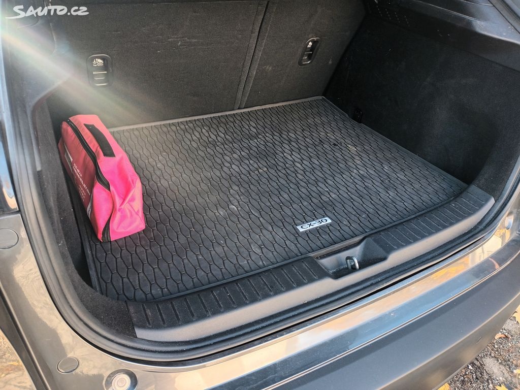 Mazda CX-30, 2.0i sky-G koup.Čr 1majitel - 8