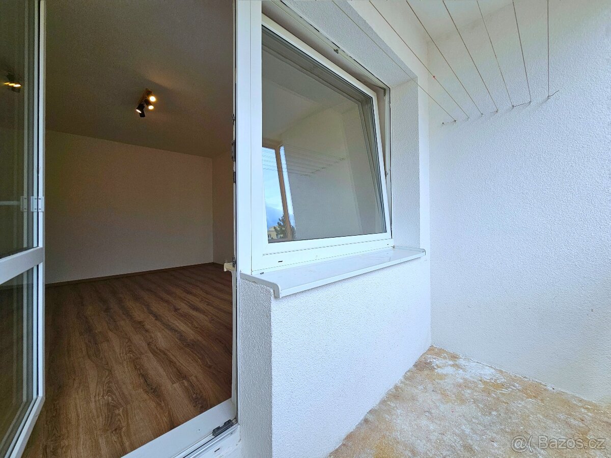 Podnájem bytu 2+1, ul. Na Borku, Jirkov - 8