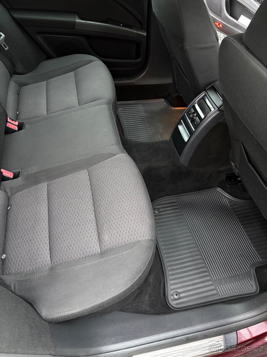 Škoda SUPERB 2 2.0TDi 125kW Automat - 8