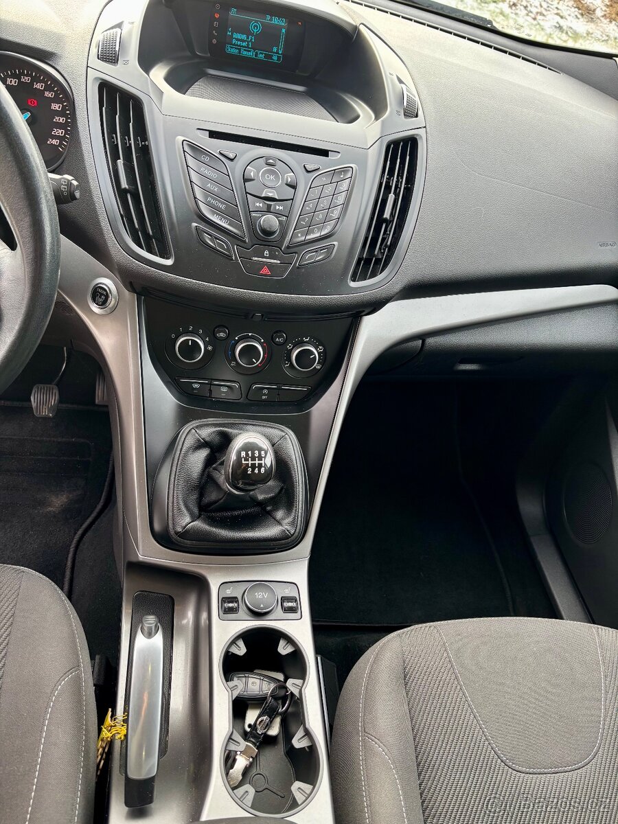 Ford Kuga 1.6i, 110kW - 8