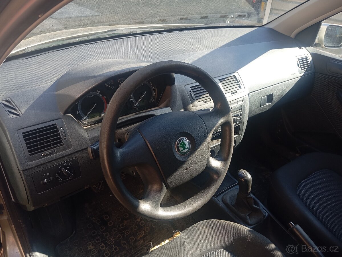 Fabia 1.2HTP 40kw na náhradní díly - 8