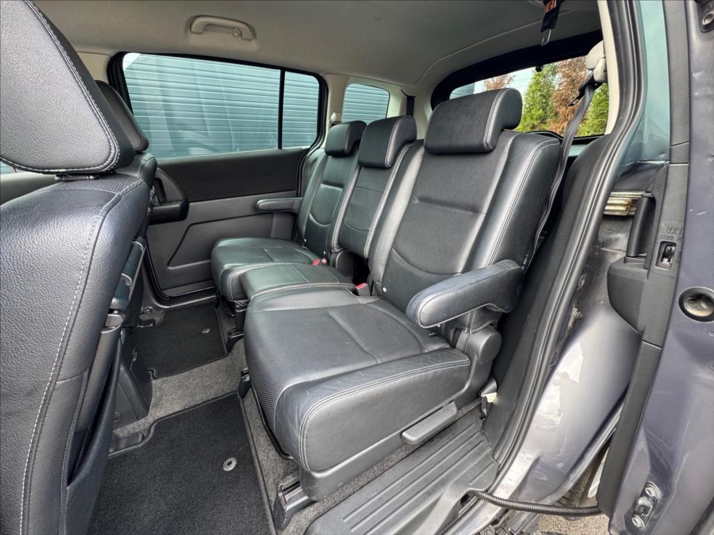 Mazda 5 2,0 (2010) - 8