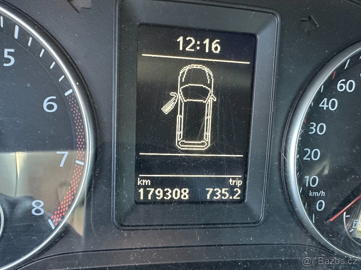 VW Touran 1.4 TSI - 8