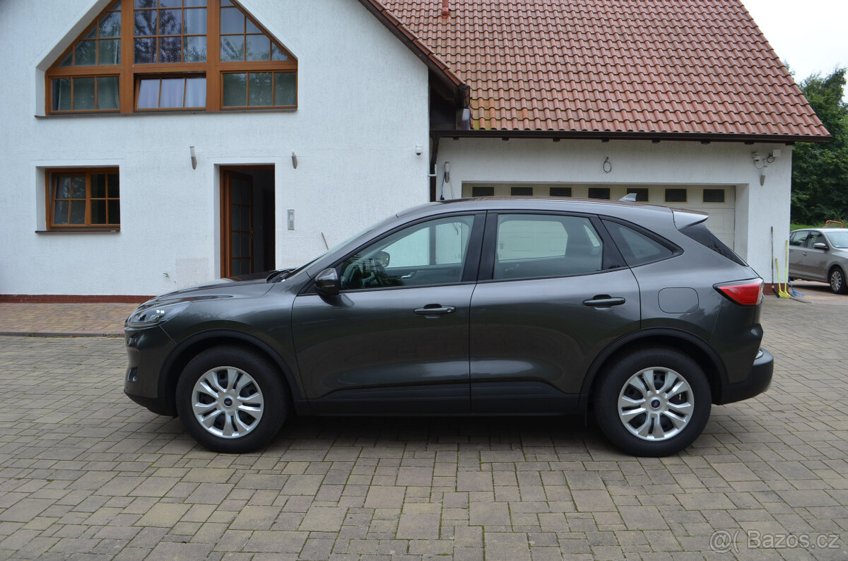PRODÁM FORD KUGA 1.5 ECOBOOST BENZIN 2022 TAŽNÉ - 8