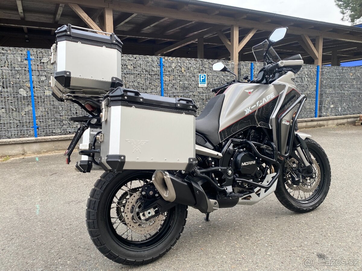 Moto Morini X-Cape 650 + sada kufrů v ceně 10 000 Kč - 8