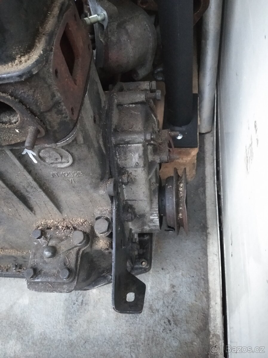 Náhradní díly motor Škoda Octavia, Spartak - 8