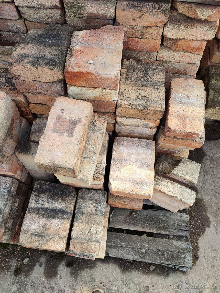 ŠAMOTOVÉ CIHLY - 8