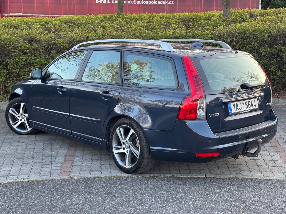 Volvo V50 2012r - 8