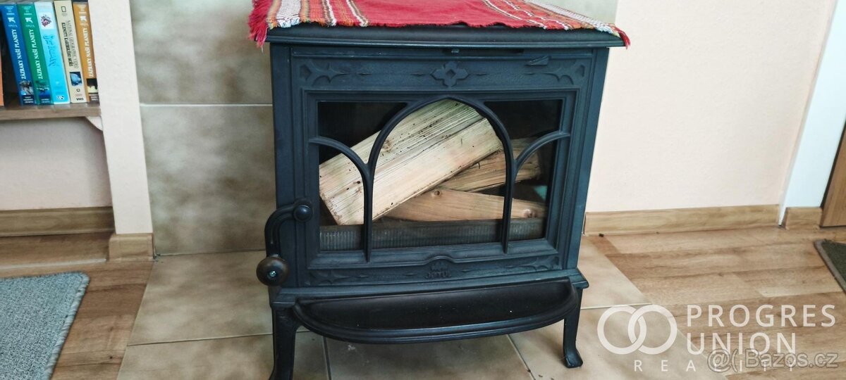 Nabízíme k prodeji RD v atraktivní lokalitě Rožnov p. R. - - 8