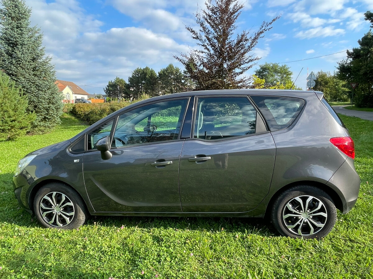 Opel Meriva B, 1.4 T, 88kw, benzin, tažné, serviska - 8