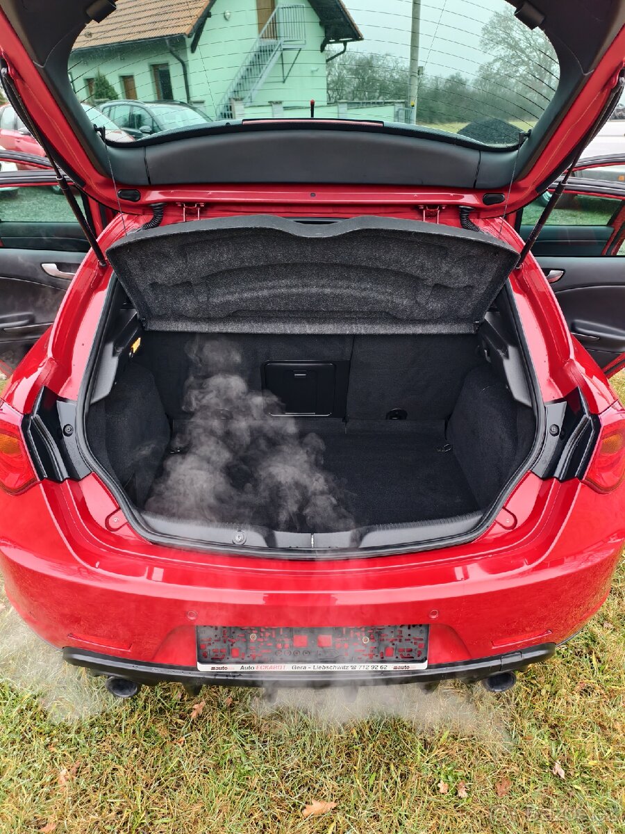 Alfa Romeo Giulietta QV - 8