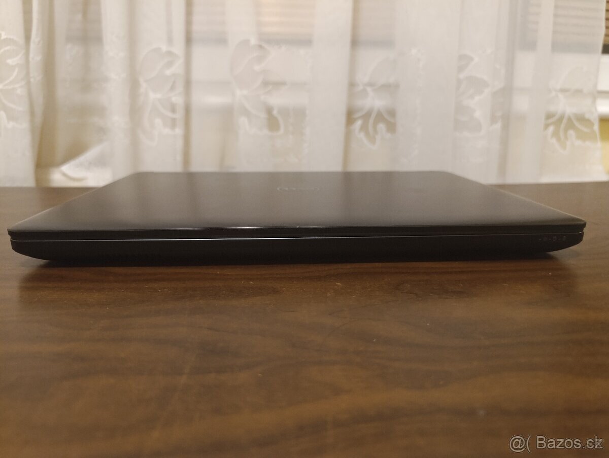 Predám Dell latitude E5470 - 8