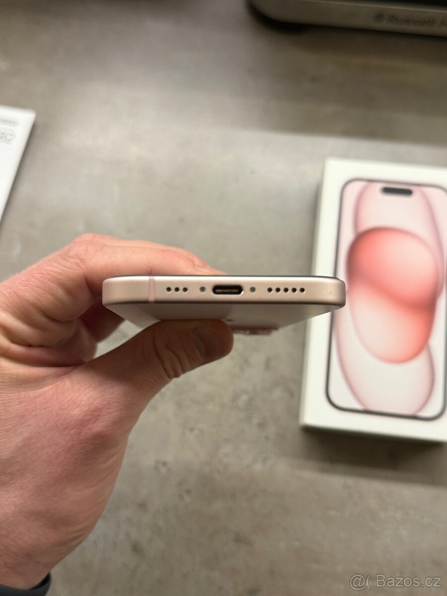 Apple iPhone 15, 256Gb, Pink – TOP stav - 8