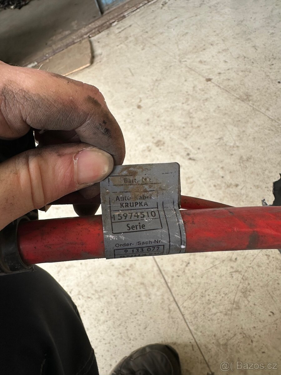 BMW E9X plusový kabel - 8