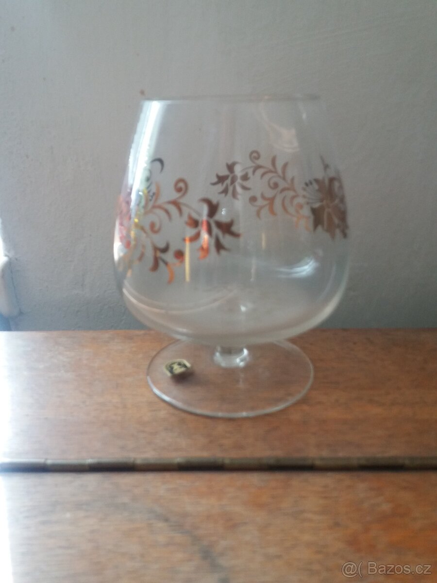 obří číše, korbel a jiné - 8