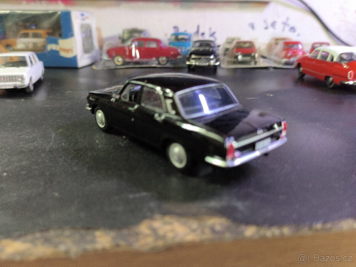 Modely autíček Tatra a jine - 8