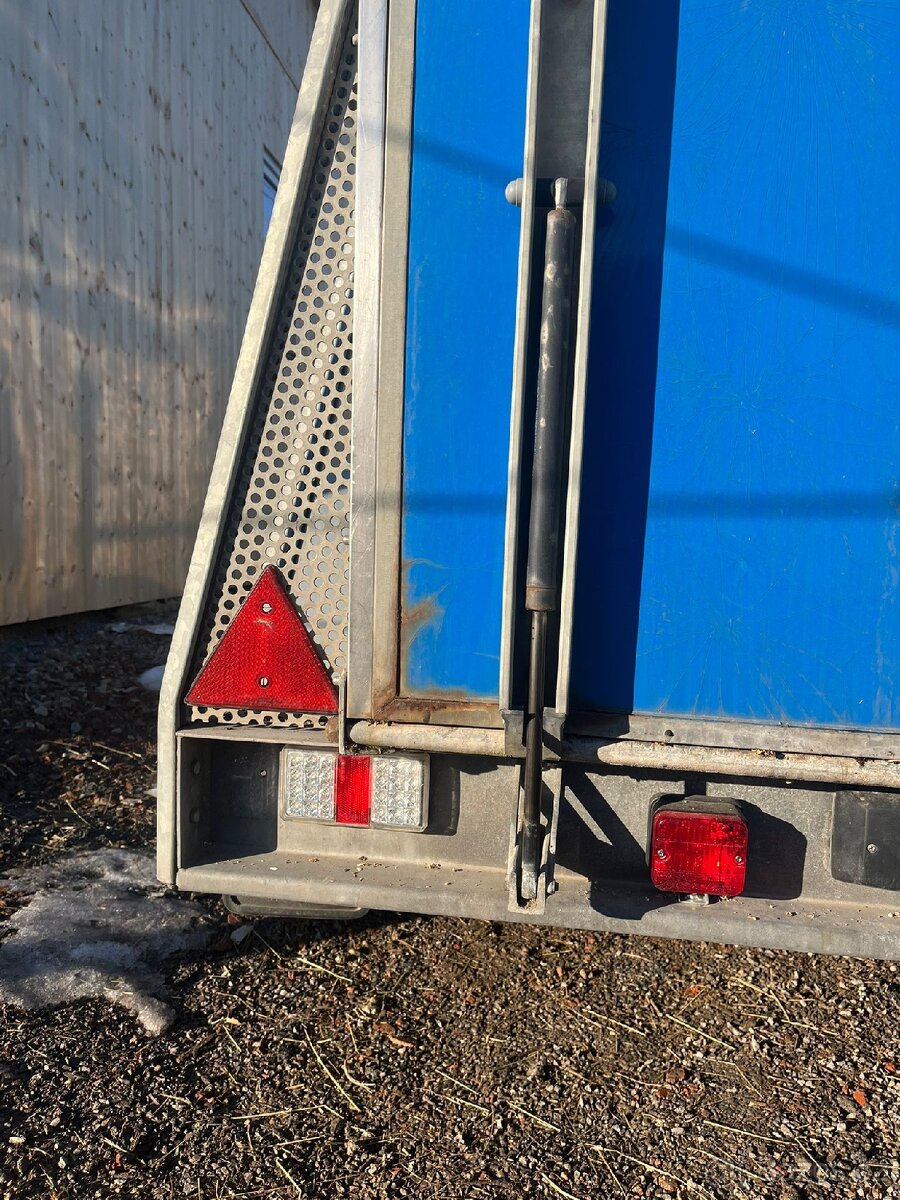 Prodám přepravník na koně (hengr) - 8