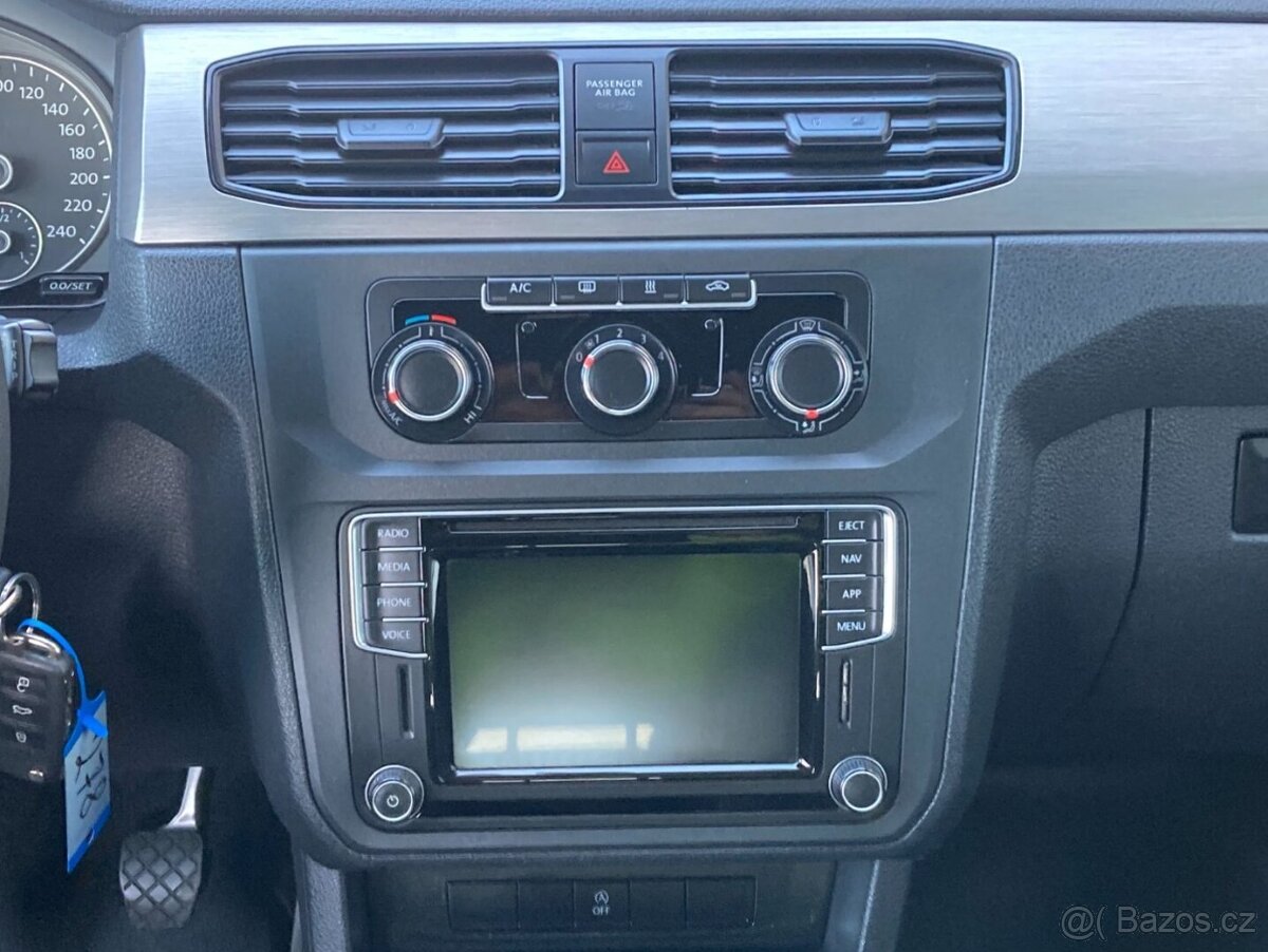 VOLKSWAGEN CADDY MAXI 2,0TDi 7míst webasto - 8